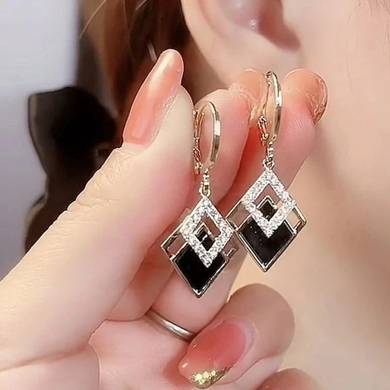 Korean Style Black Zircon Stud Earring For Women Shiny Rhinestone Square Geometric Earrings
